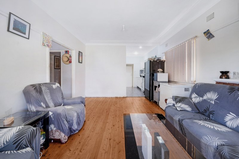 Photo - 37 Marks Street, Chester Hill NSW 2162 - Image 4