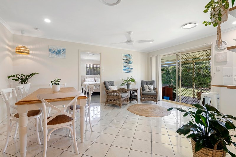 Photo - 37 Maryann Street, Golden Beach QLD 4551 - Image 5