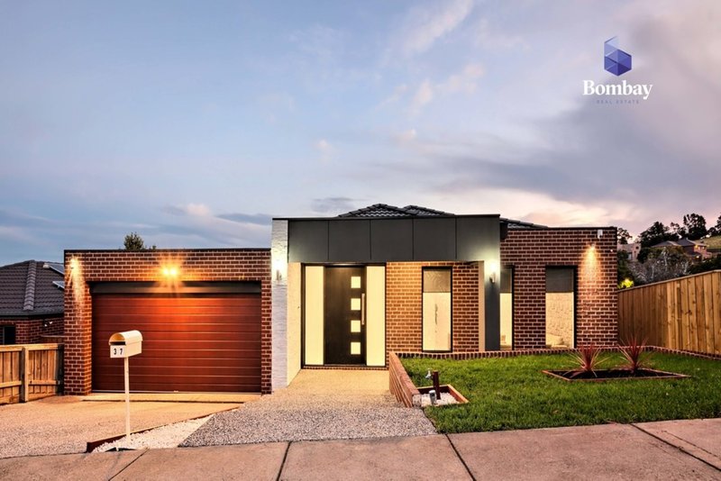 37 Mcarthurs Road, South Morang VIC 3752