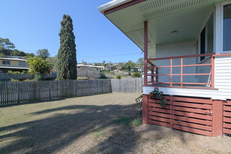 Photo - 37 Mellefont Street, West Gladstone QLD 4680 - Image 3