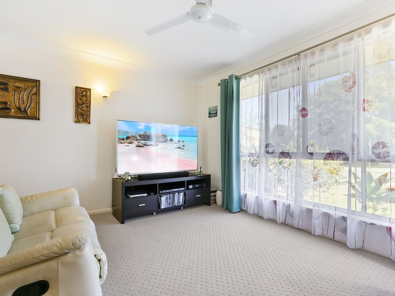 Photo - 37 Melrose Ave , Bellara QLD 4507 - Image 9