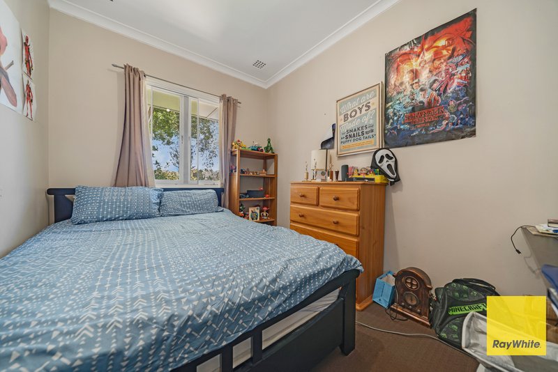 Photo - 37 Mentone Road, Balga WA 6061 - Image 8