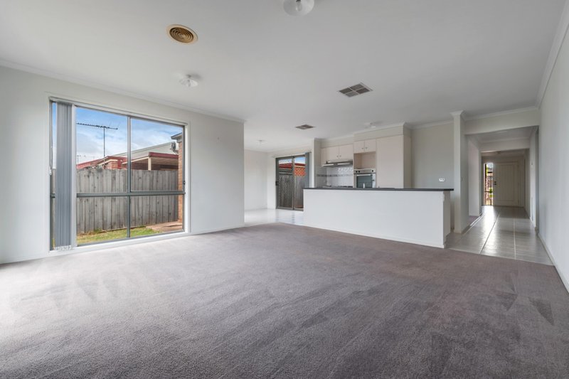 Photo - 37 Menzies Drive, Burnside Heights VIC 3023 - Image 6