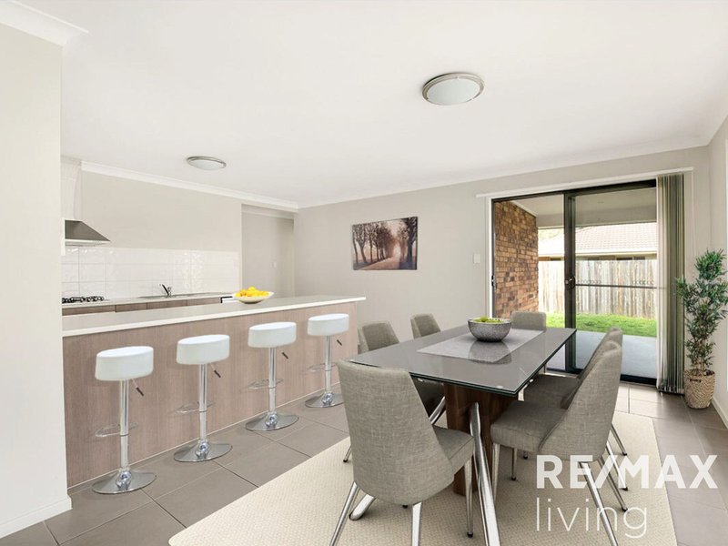 Photo - 37 Mitchell Street, Redbank Plains QLD 4301 - Image 2