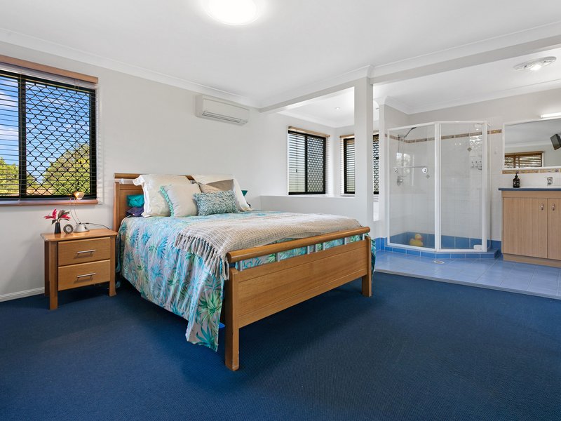 Photo - 37 Mizzen Street, Manly West QLD 4179 - Image 7