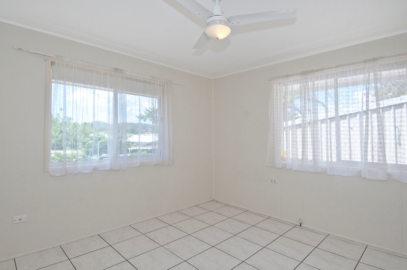 Photo - 37 Monmouth Street, Eagleby QLD 4207 - Image 4