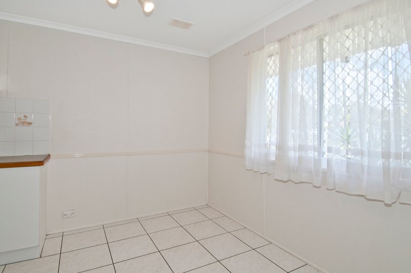 Photo - 37 Monmouth Street, Eagleby QLD 4207 - Image 6