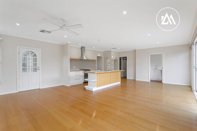 Photo - 37 Murawa Street, Frankston VIC 3199 - Image 4