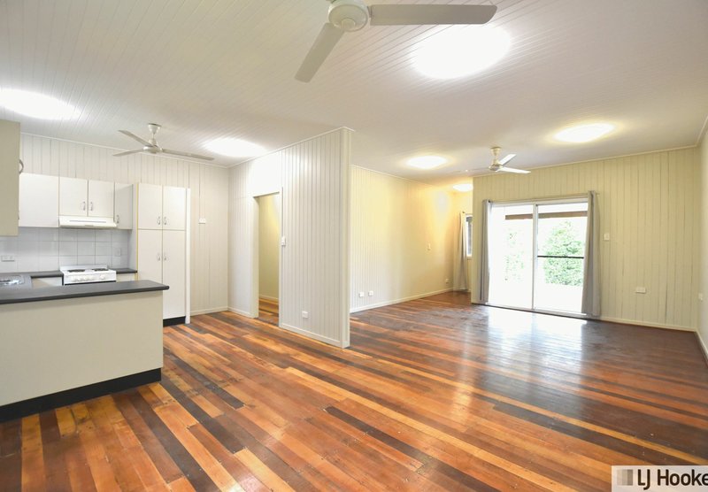 Photo - 37 Murray Street, Tully QLD 4854 - Image 2