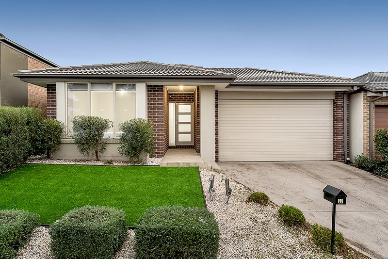 37 Natural Drive, Craigieburn VIC 3064