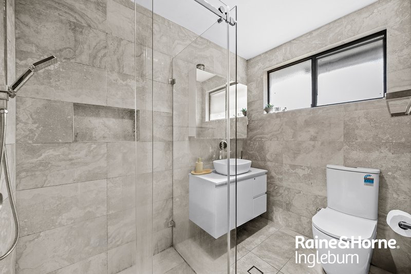 Photo - 37 Naylor Place, Ingleburn NSW 2565 - Image 5