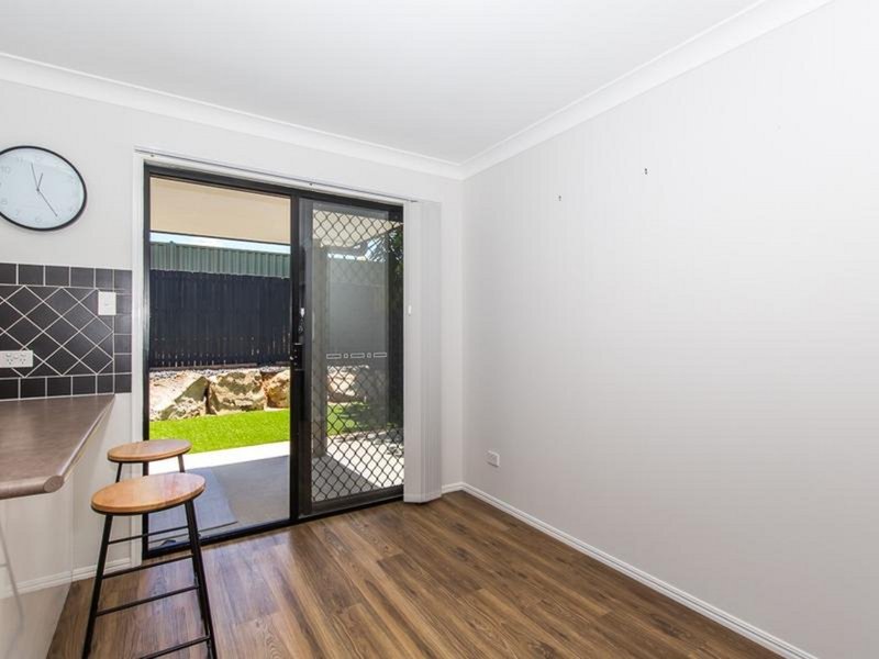 Photo - 3/7 Nev Close, Wishart QLD 4122 - Image 6