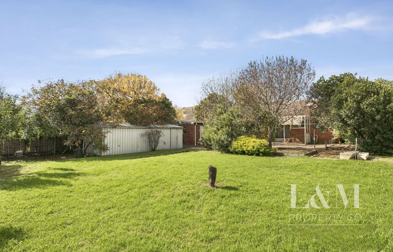 Photo - 37 Nimmo Street, Essendon VIC 3040 - Image 6