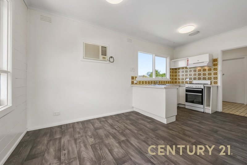 Photo - 37 Nullawil Street, Springvale VIC 3171 - Image 6