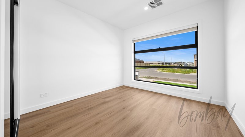 Photo - 37 Numbat Drive, Beveridge VIC 3753 - Image 5