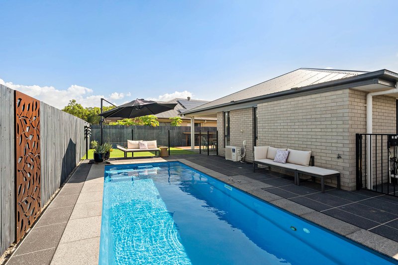 Photo - 37 Oatley Street, Mango Hill QLD 4509 - Image 8