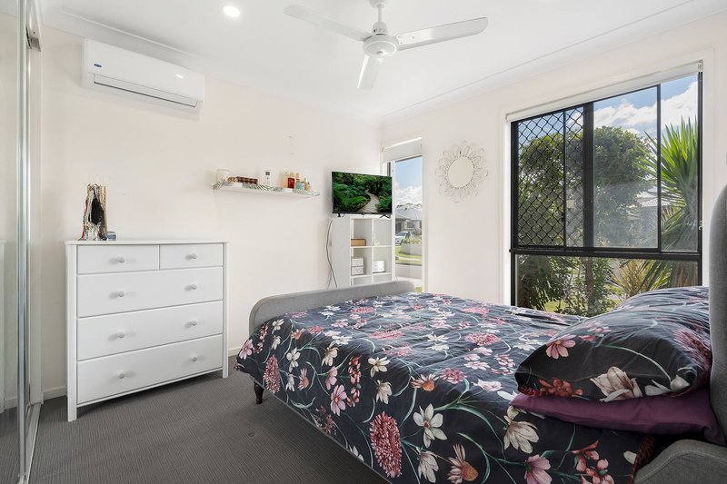 Photo - 37 Oatley Street, Mango Hill QLD 4509 - Image 13