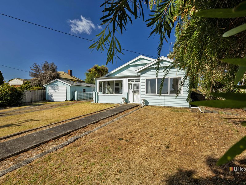 Photo - 37 Old Bass Highway, Wynyard TAS 7325 - Image 4