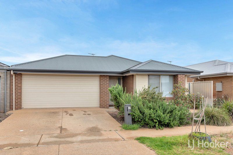 Photo - 37 Olympic Way, Munno Para West SA 5115 - Image 3