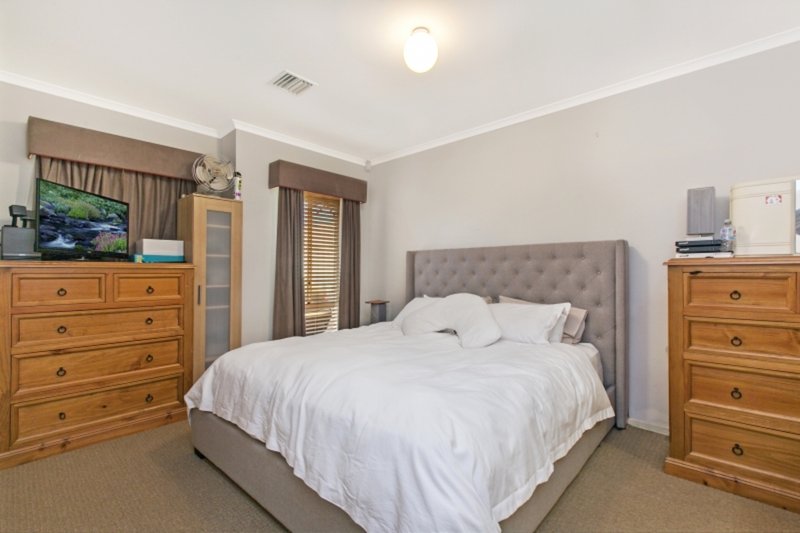 Photo - 37 Ormond Avenue, Clearview SA 5085 - Image 6