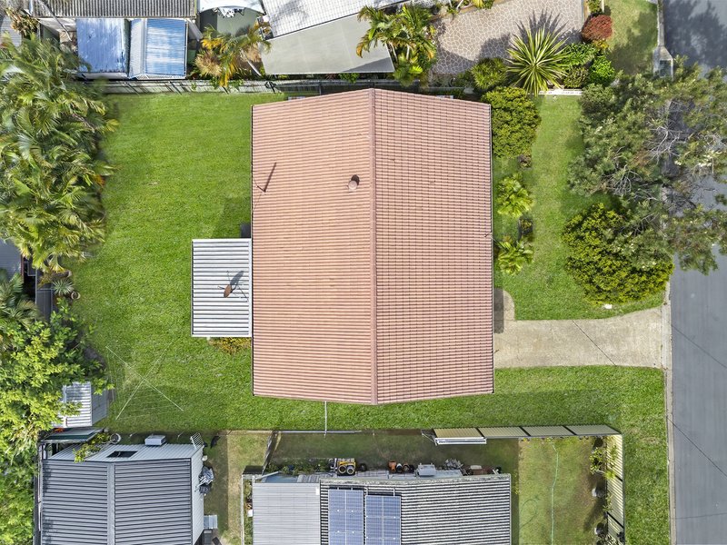 Photo - 37 Palm Ave , Bongaree QLD 4507 - Image 2