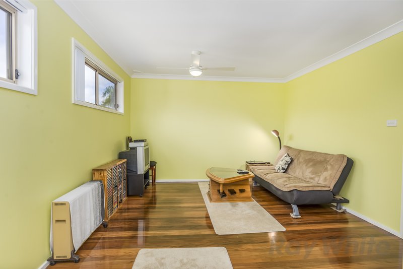 Photo - 37 Pangela Street, Buttaba NSW 2283 - Image 6