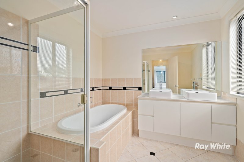 Photo - 37 Paradise Close, Plumpton NSW 2761 - Image 7