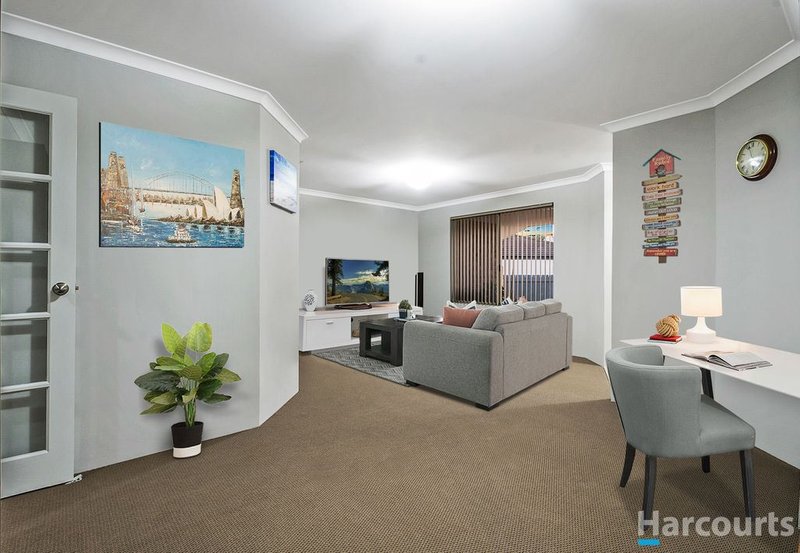 Photo - 37 Parkstone Retreat, Currambine WA 6028 - Image 2