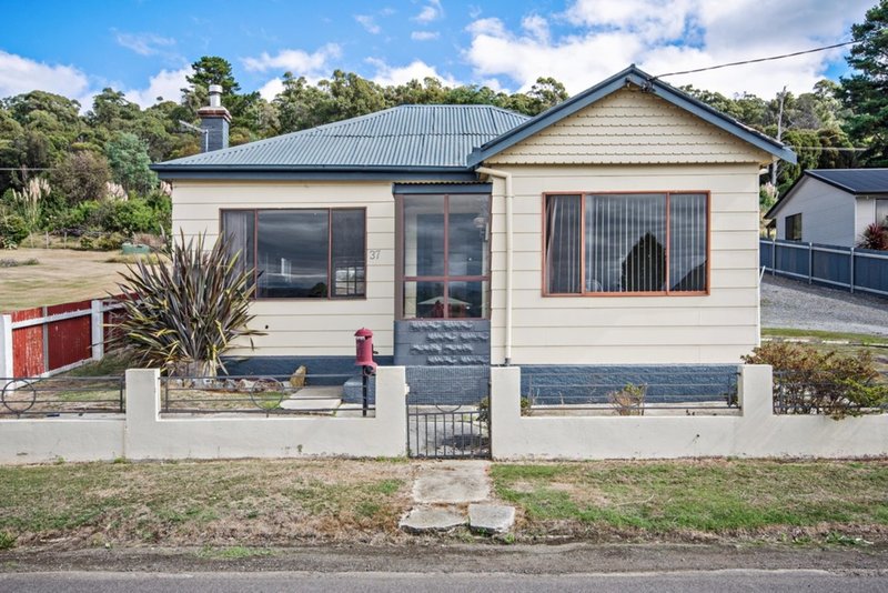 Photo - 37 Payne Street, Beaconsfield TAS 7270 - Image 2