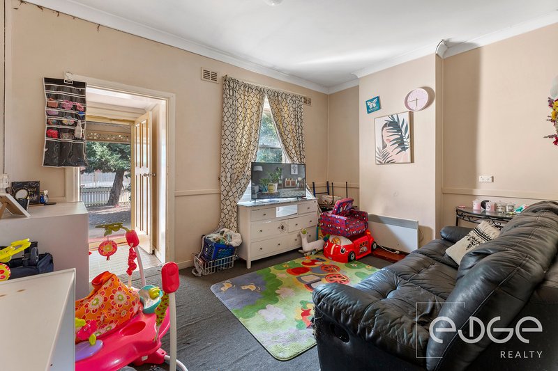 Photo - 37 Pertwood Road, Elizabeth North SA 5113 - Image 3