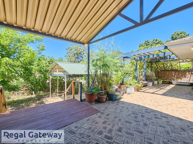 Photo - 37 Petterson Avenue, Kardinya WA 6163 - Image 18