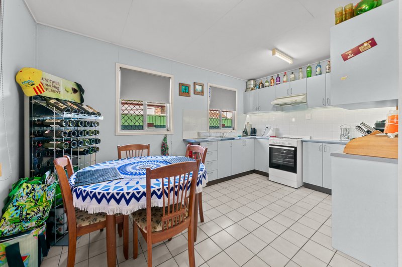 Photo - 37 Pine Street, Runcorn QLD 4113 - Image 10