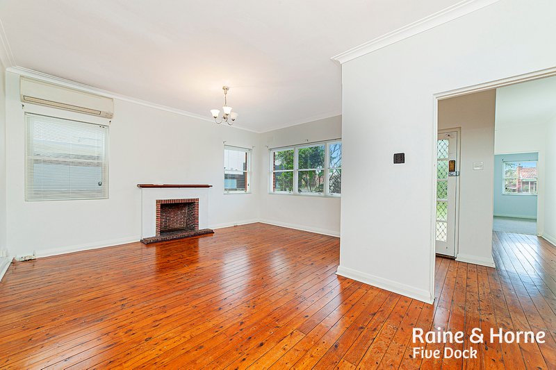 Photo - 37 Princess Ave , Rodd Point NSW 2046 - Image 3