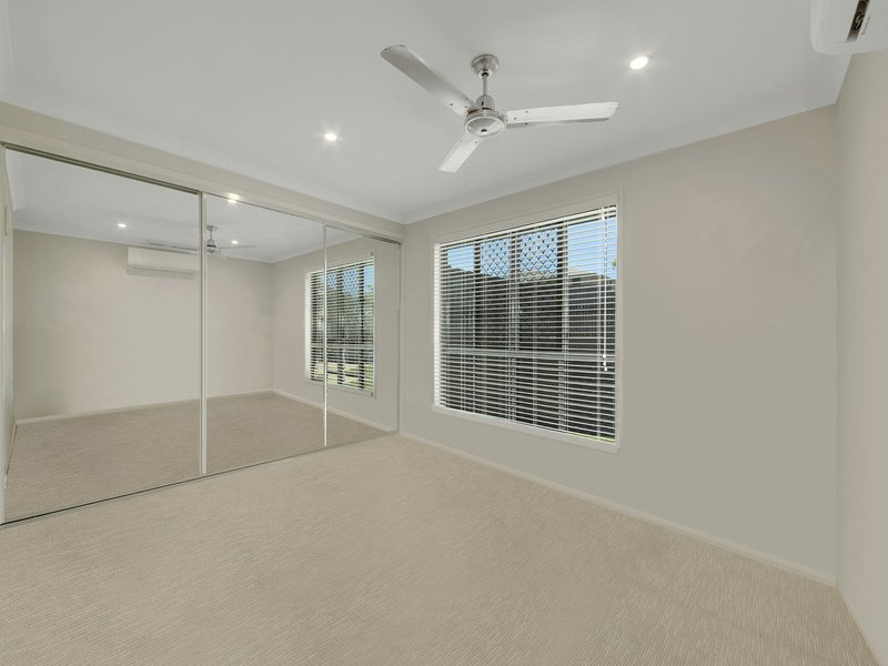 Photo - 37 Pryde Street, Tannum Sands QLD 4680 - Image 9