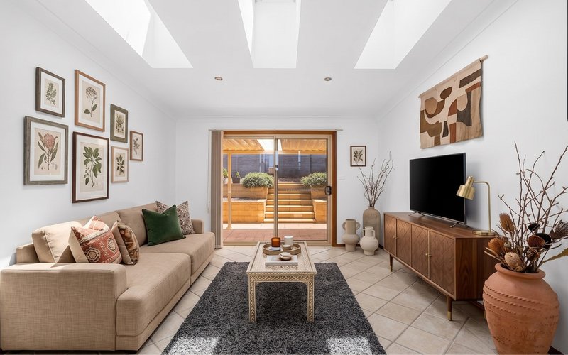 Photo - 37 Ragamuffin Circuit, Shell Cove NSW 2529 - Image 8