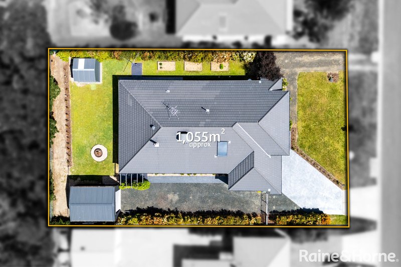 Photo - 37 Rangeview Drive, Riddells Creek VIC 3431 - Image 3