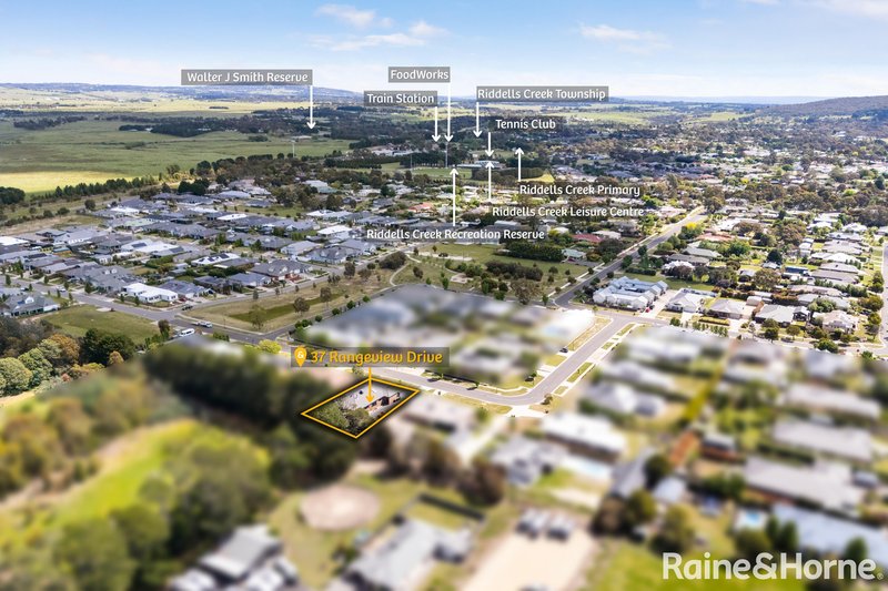 Photo - 37 Rangeview Drive, Riddells Creek VIC 3431 - Image 4