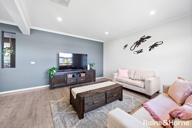 Photo - 37 Rangeview Drive, Riddells Creek VIC 3431 - Image 8