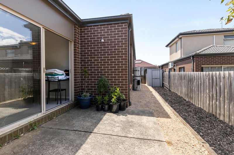 Photo - 3/7 Ravenwoods Way, Craigieburn VIC 3064 - Image 9