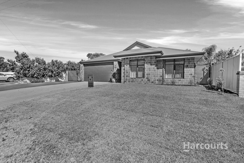 37 Redcliffe Road, Greenfields WA 6210