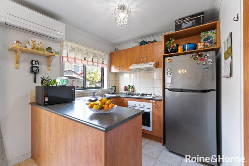 Photo - 3/7 Regan Street, St Albans VIC 3021 - Image 2