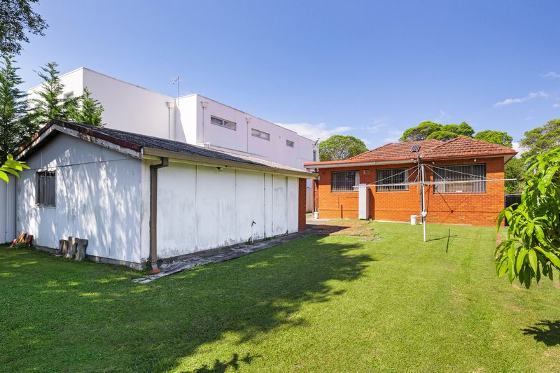 Photo - 37 Rickard Road, Strathfield NSW 2135 - Image 9