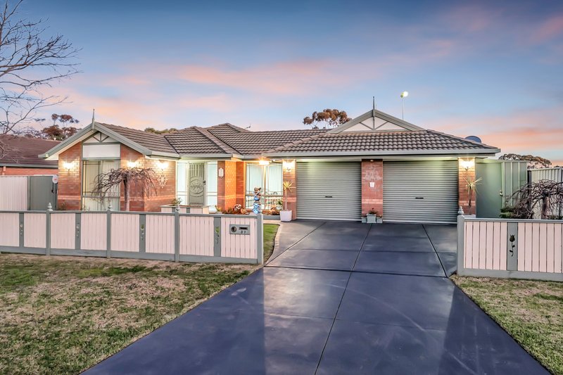 37 Riversdale Street, Craigieburn VIC 3064