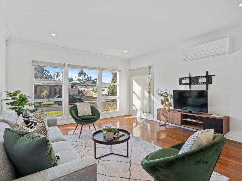 Photo - 37 Rocklea Street, Archerfield QLD 4108 - Image 4
