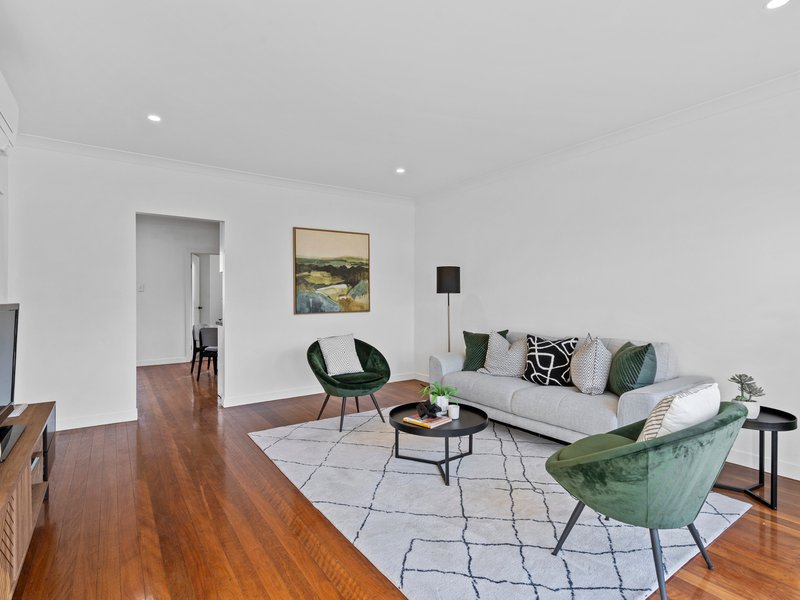 Photo - 37 Rocklea Street, Archerfield QLD 4108 - Image 7