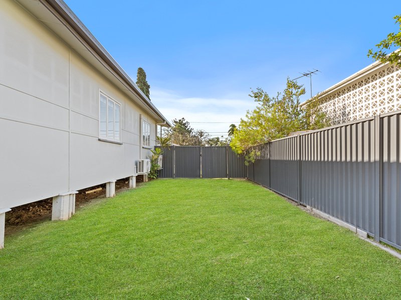 Photo - 37 Rocklea Street, Archerfield QLD 4108 - Image 20