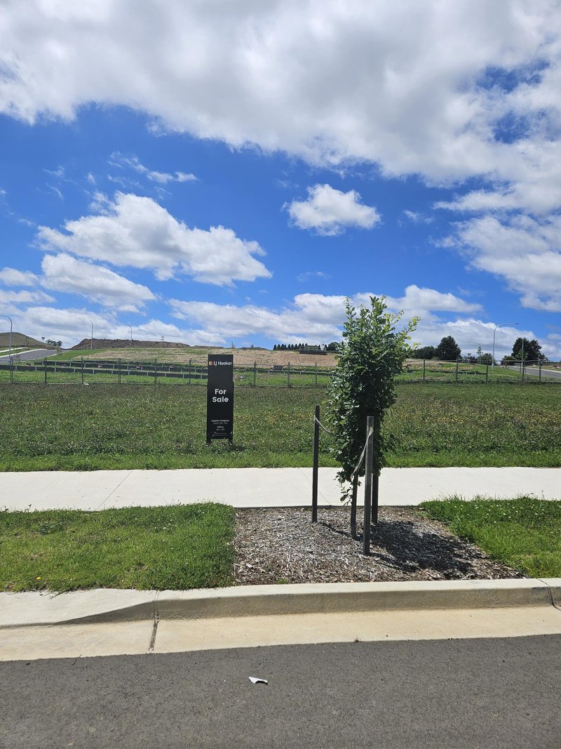 Photo - 37 Rosella Street, Moss Vale NSW 2577 - Image 4