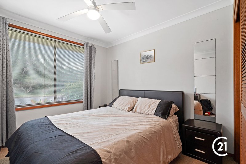 Photo - 37 Sabrina Avenue, Bateau Bay NSW 2261 - Image 7