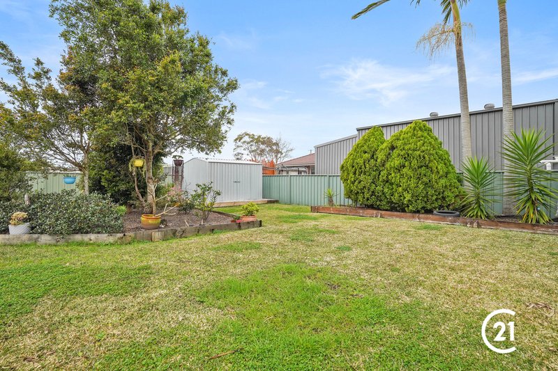 Photo - 37 Sabrina Avenue, Bateau Bay NSW 2261 - Image 11