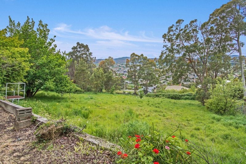 Photo - 37 Salisbury Crescent, West Launceston TAS 7250 - Image 10